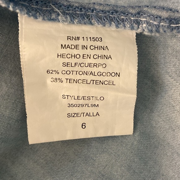 Luxology 3/4 sleeve lightweight denim dress. - Picture 3 of 7